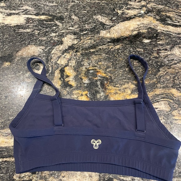 Aritzia Golden Butter Tumbler Bra Top, M - Picture 4 of 5